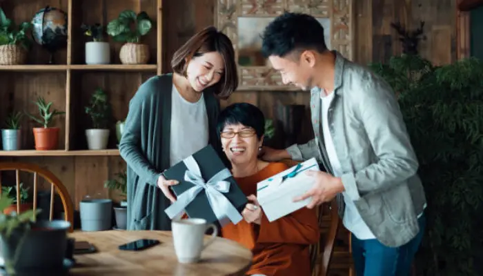 Around 64% Of Singaporeans Think That Mother’s Day Should Be Properly Celebrated: Report...