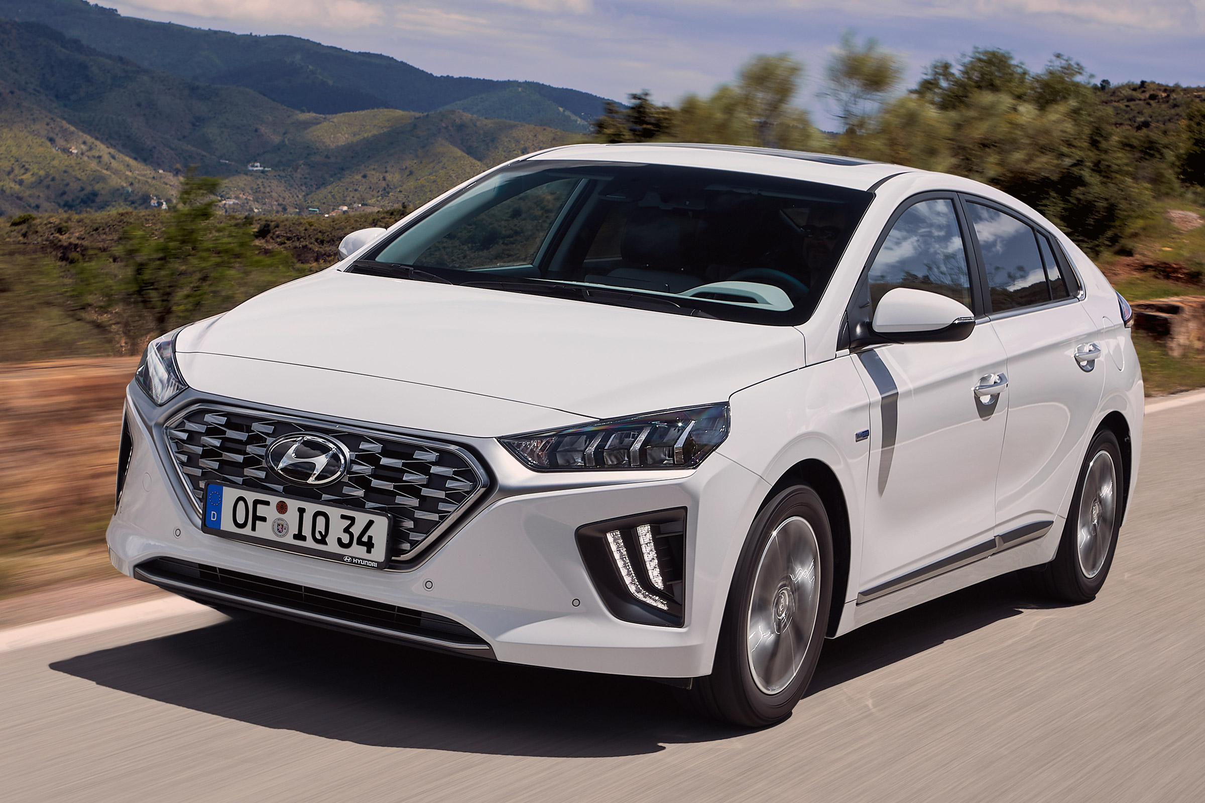 Hyundai Hybrid Review - Auto.teknodaring