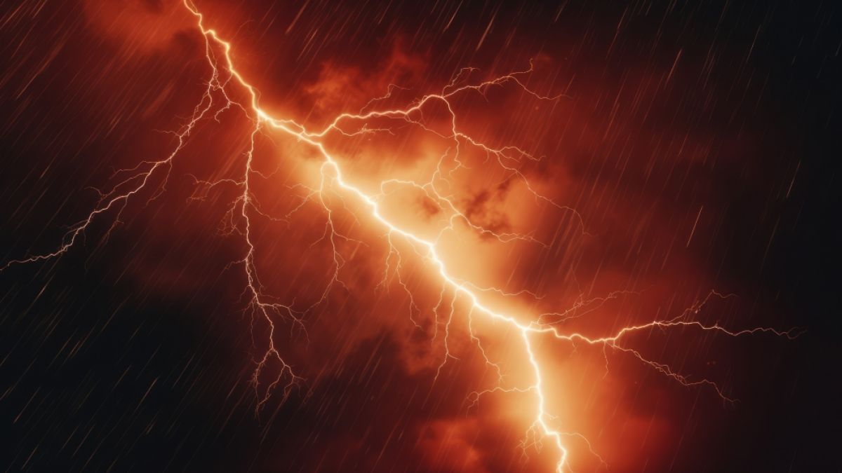Todes-Schock Nach Gewitter-Horror: Junge (6) Und Vater Von Blitz Erschlagen| News.de