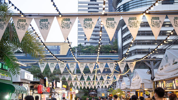 Jodd Fairs| Things To Do In Huai Khwang, Bangkok