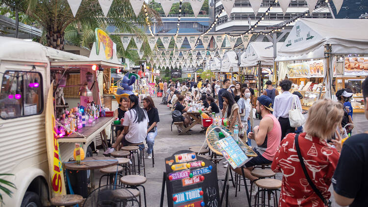 Jodd Fairs| Things To Do In Huai Khwang, Bangkok
