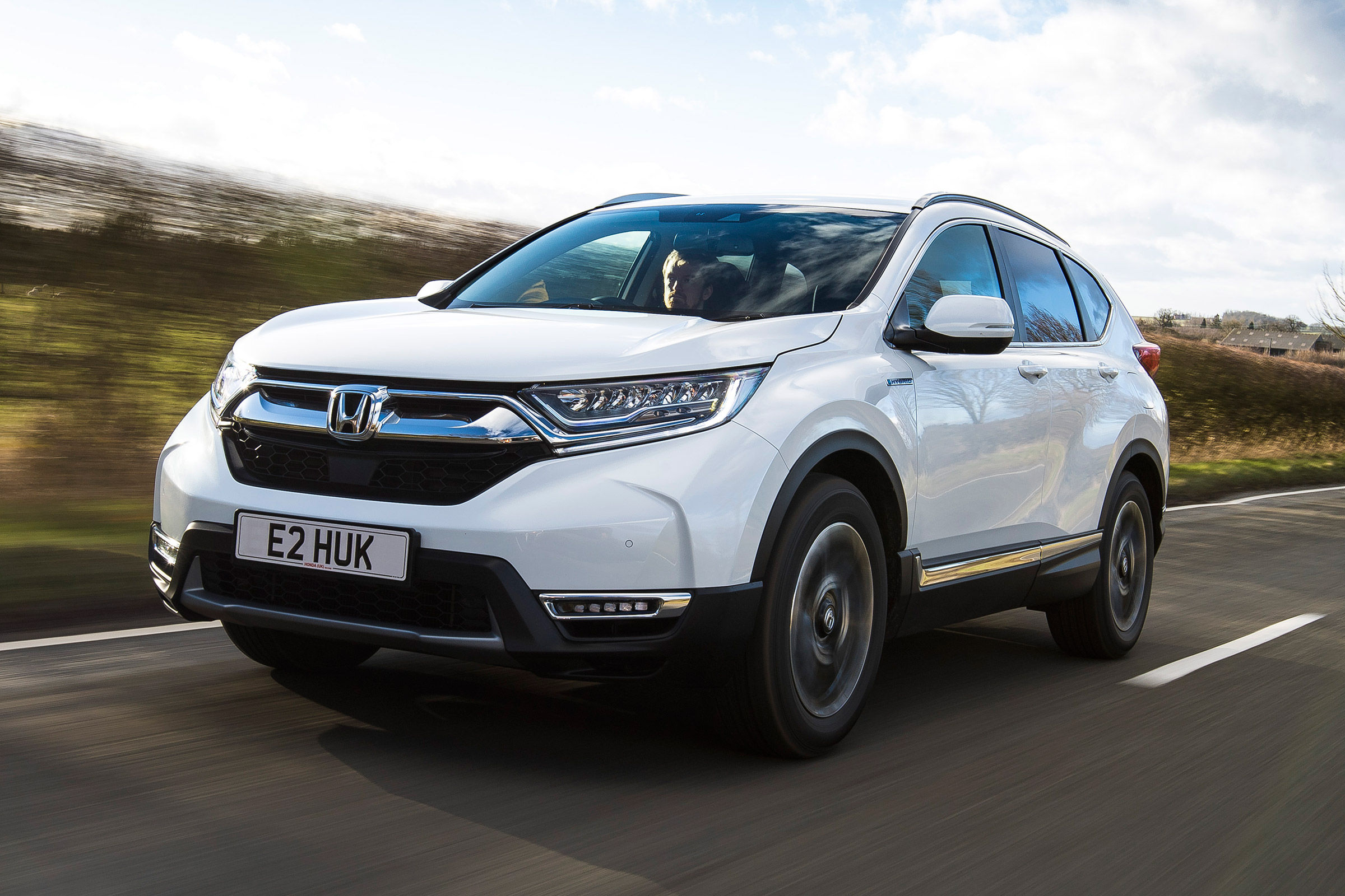 Honda CR-V Hybrid Review - Pictures | Carbuyer