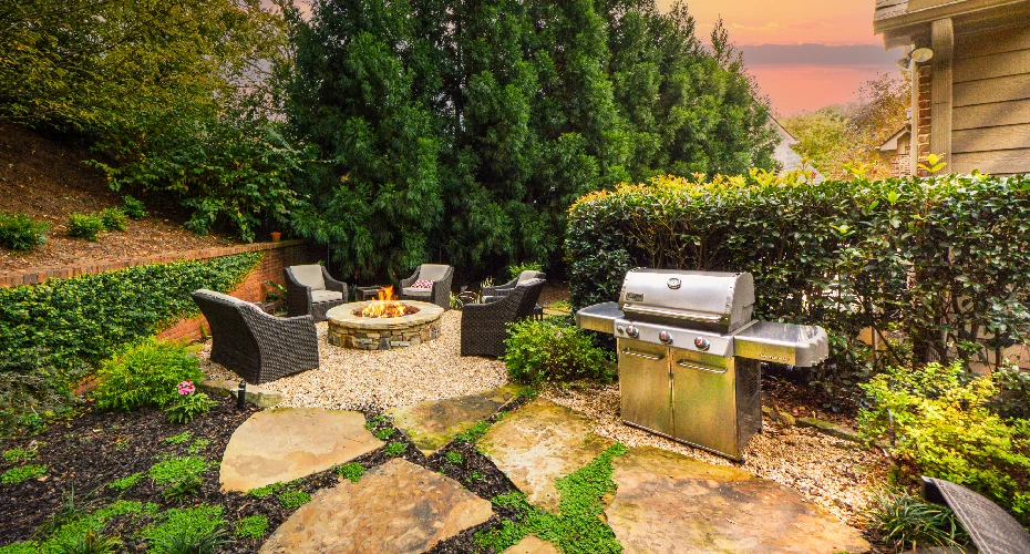 10 Small Outdoor Kitchen Ideas for Maximizing Space