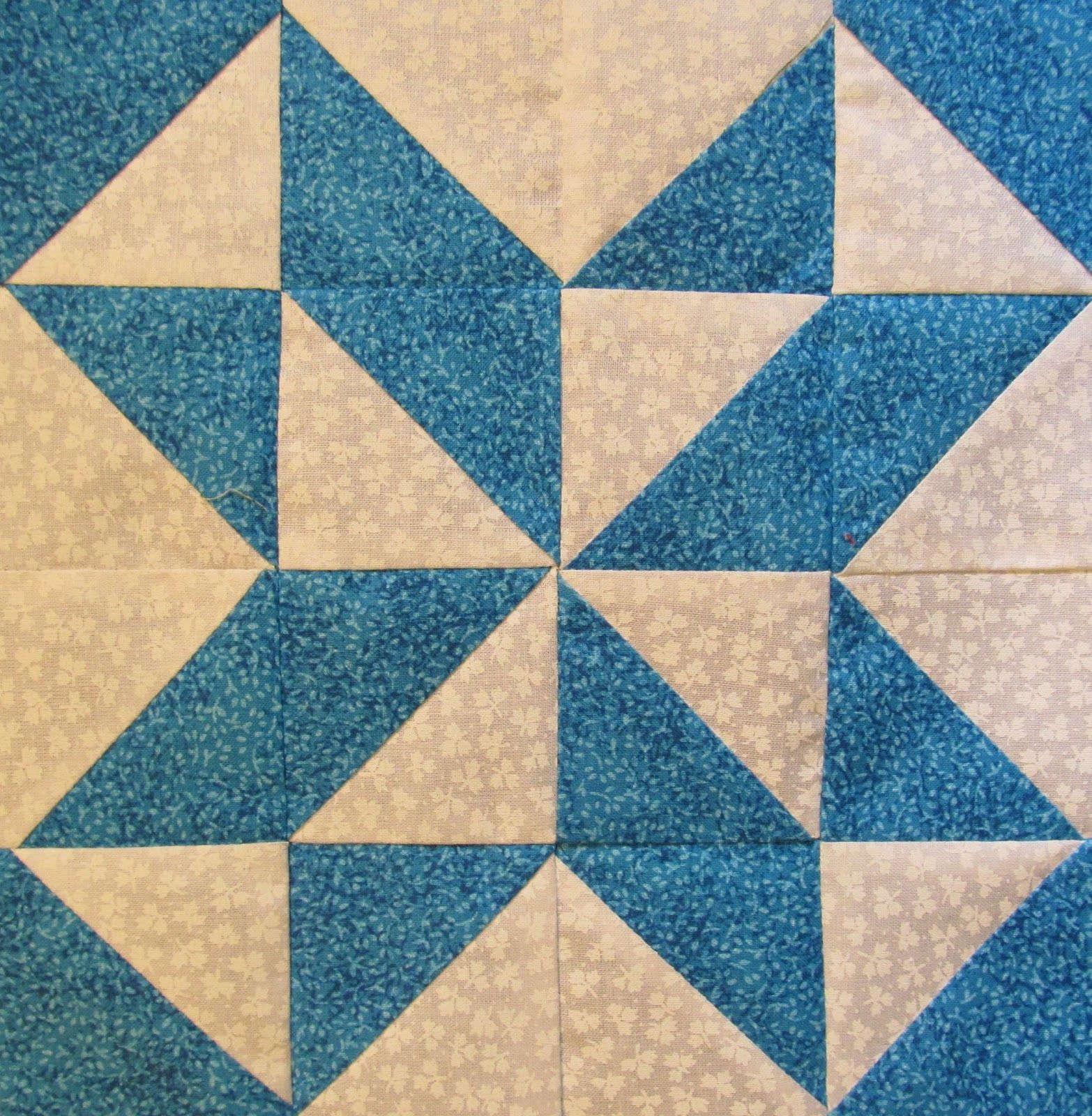 star quilt pattern using triangles | Quilts & things | Pinterest | Star quilt patterns, Star ...
