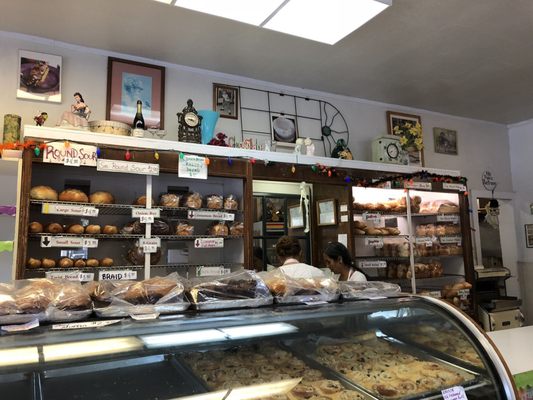 NEW ROMA BAKERY - 140 Photos & 260 Reviews - Donuts - 1800 E St, Sacramento, CA - Phone Number ...