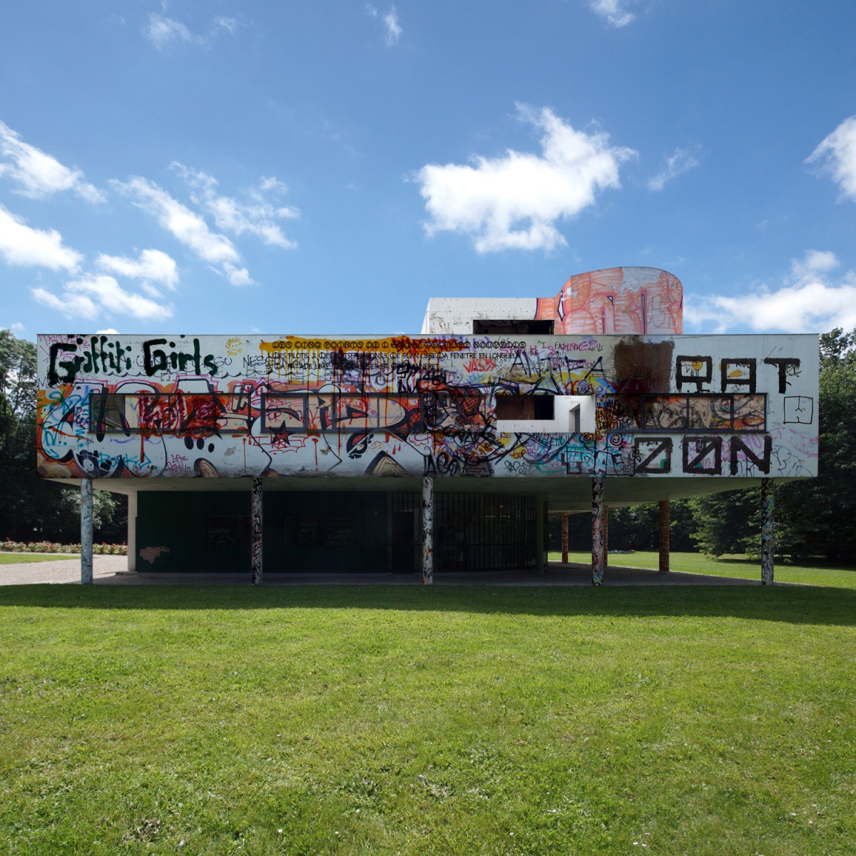 Modernism In Ruins: Artist &quot;Vandalizes&quot; A Le Corbusier Masterpiece - Metropolis