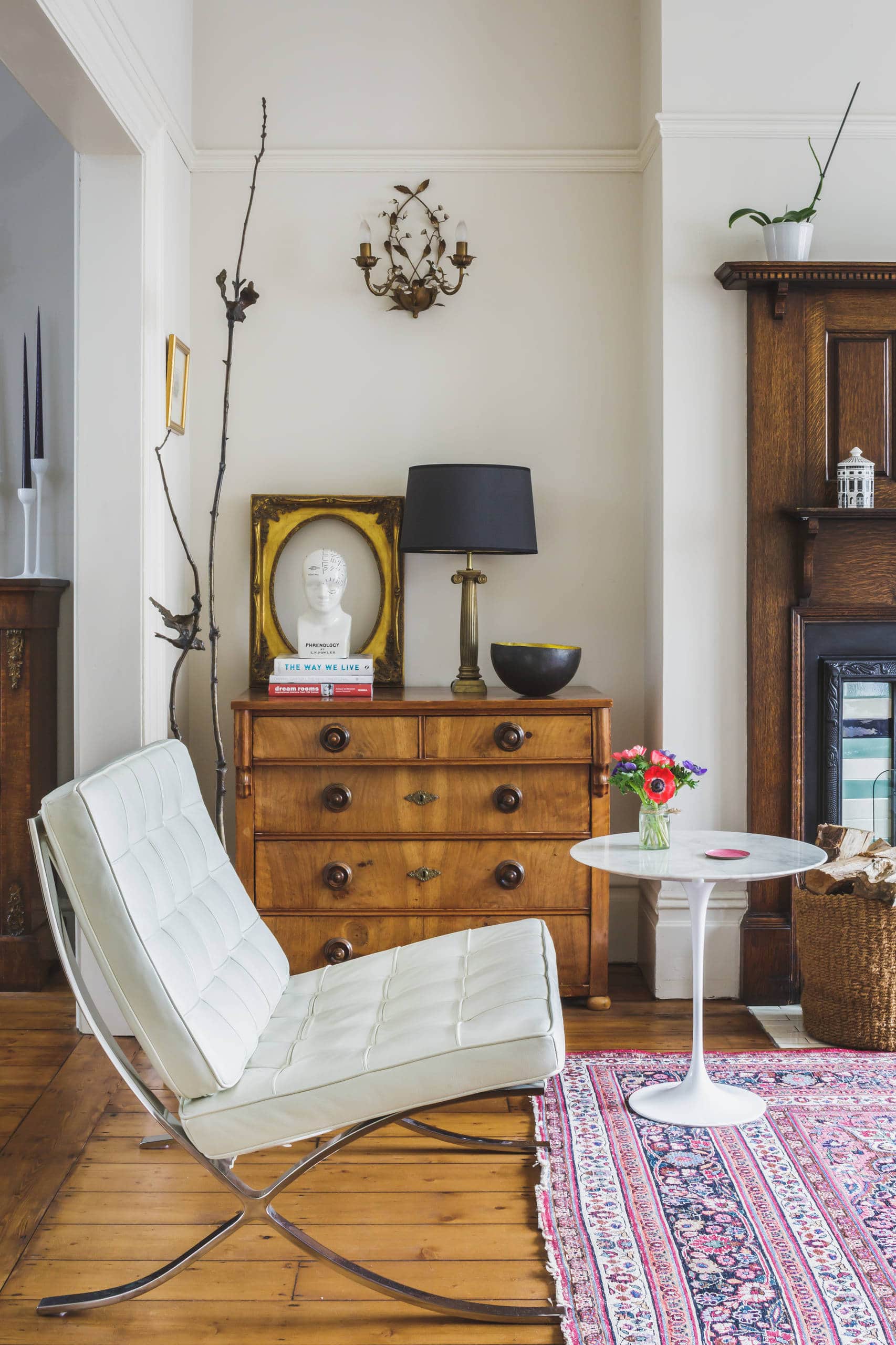 Mixing Vintage and Antique Pieces in Modern Spaces: Room by Room - shabbyfufu.com