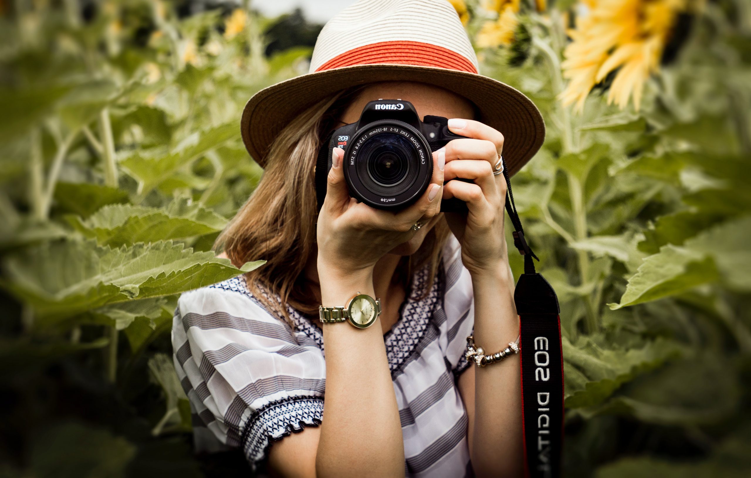 20 Songs About Photographs And Photography - Singersroom.com