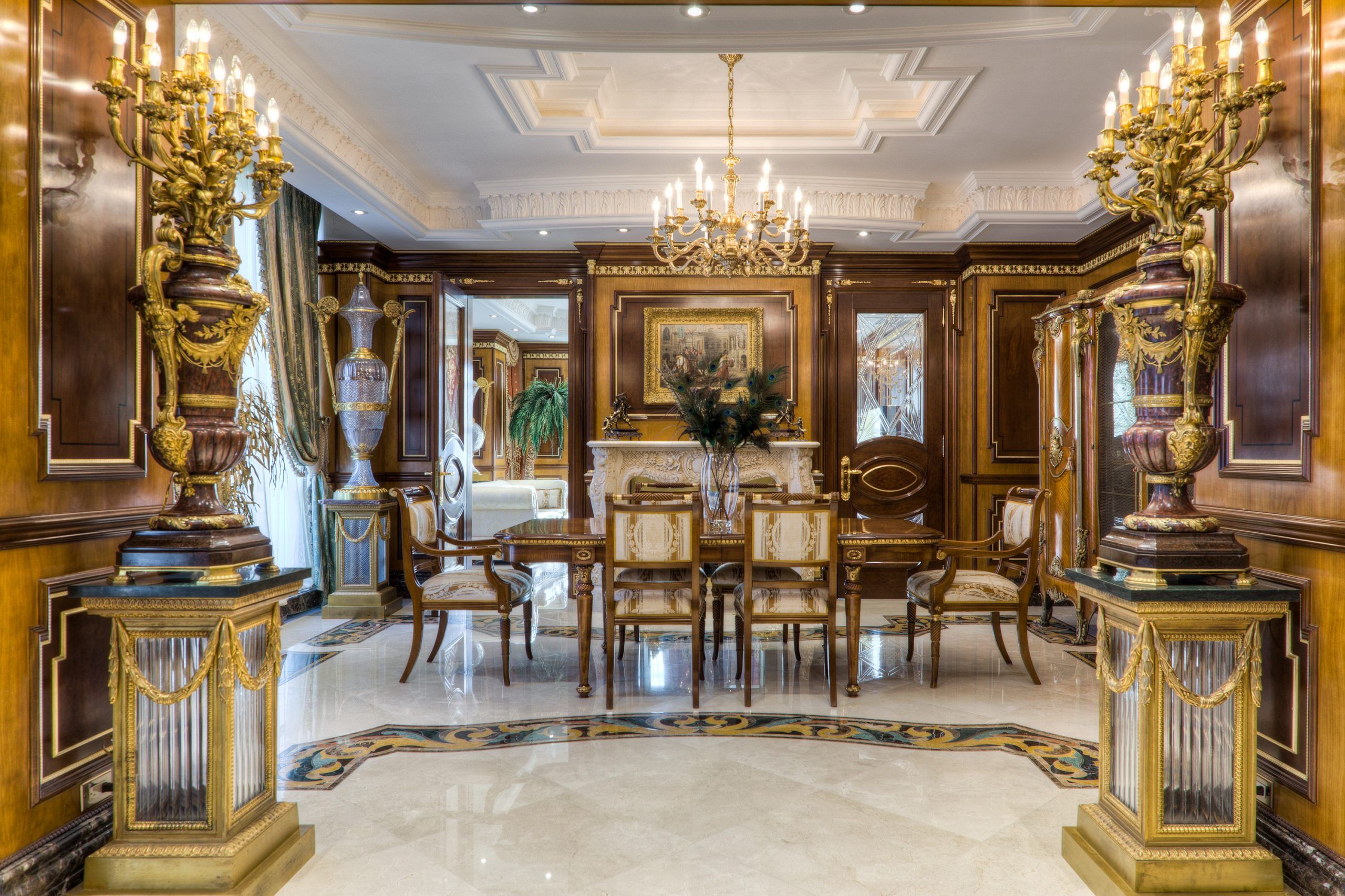 Luxury Market Shatters Records| Toronto Sun