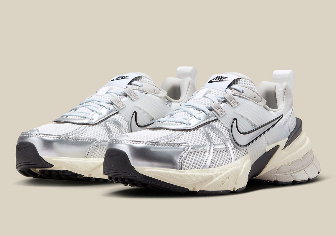 Nike Runtekk Womens FD0736-100 Release Date| SneakerNews.com