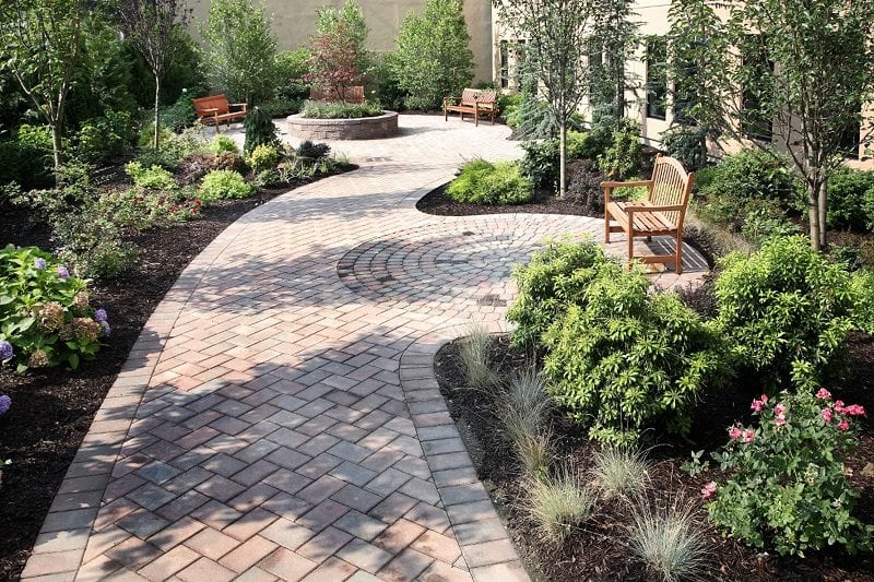 6 Tips To Create The Perfect Paths For Hardscaping | Landscape Design