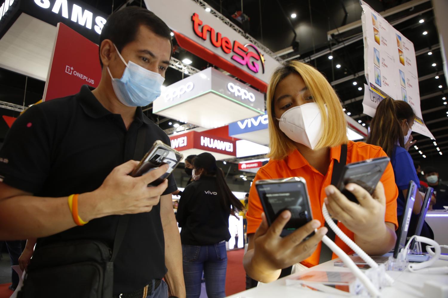 Thai smartphone sales decline 17% in Q2 - &#39;Bangkok Post&#39; News Summary (Thailand) | BEAMSTART