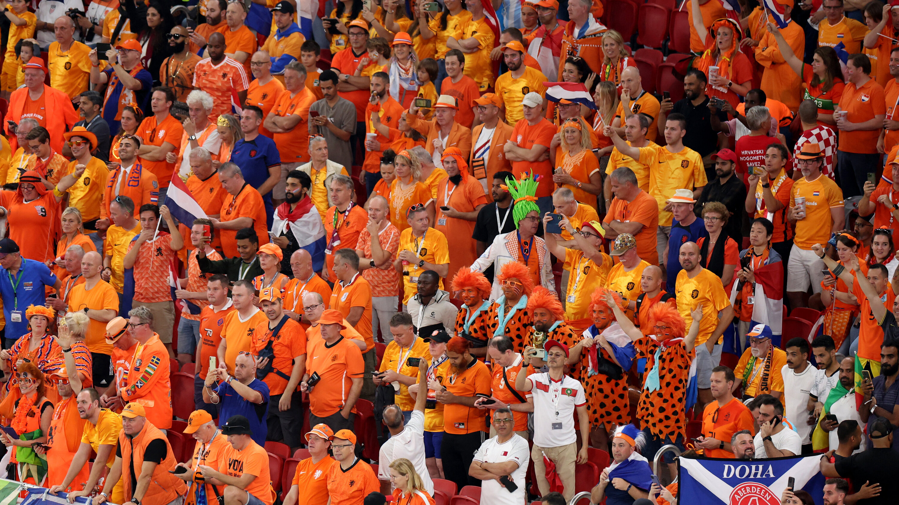 Dutch Fans Stand By Their Team, If Not The World Cup - The New York Times