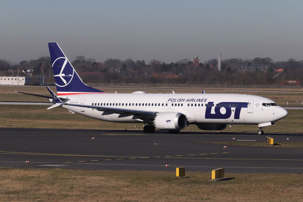 LOT Polish Airlines Takes 6 Boeing 737 MAX Planes From ALC