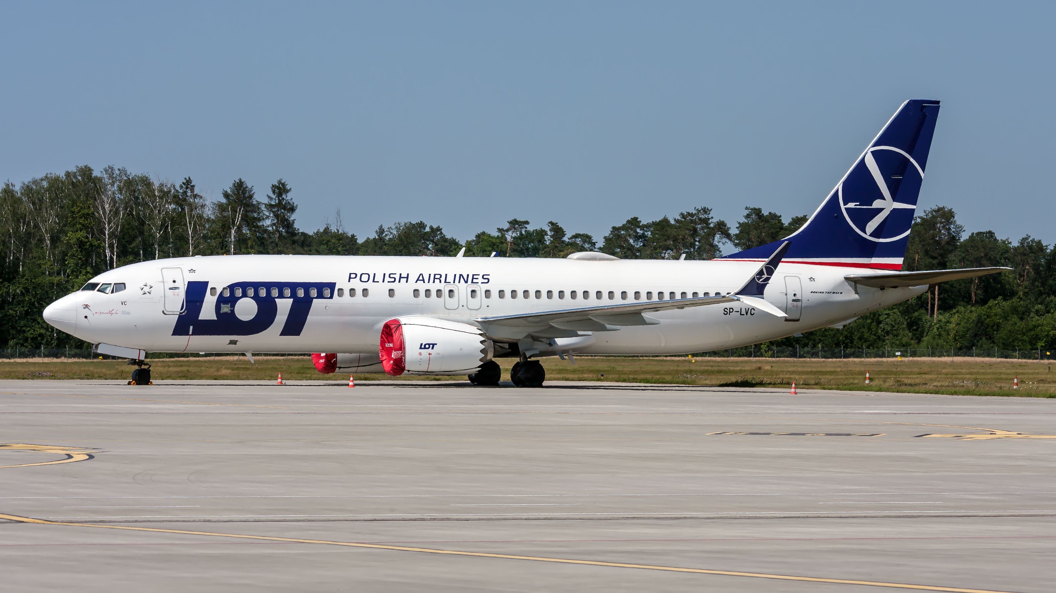 LOT Polish Airlines Posts $28 Million Profit In 2022