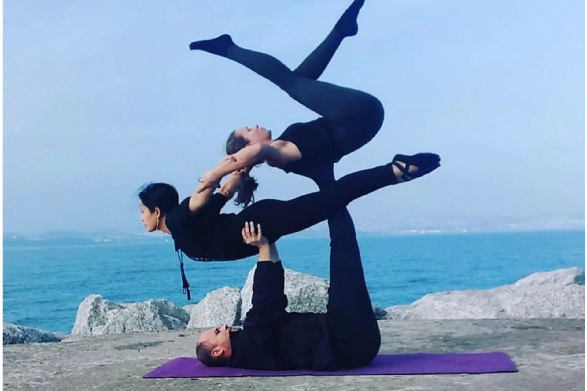 3-people yoga poses for beginners: 5 simple ones to start your practice
