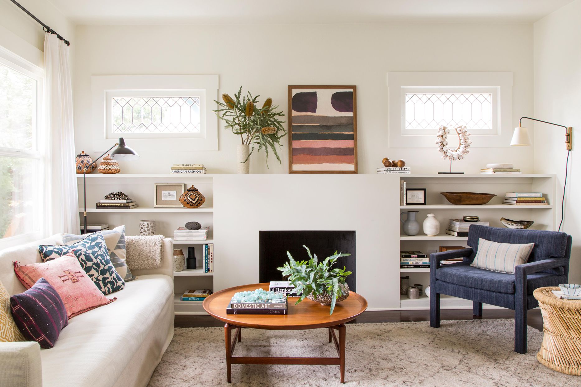 How To Arrange Furniture In Small Living Room | Storables