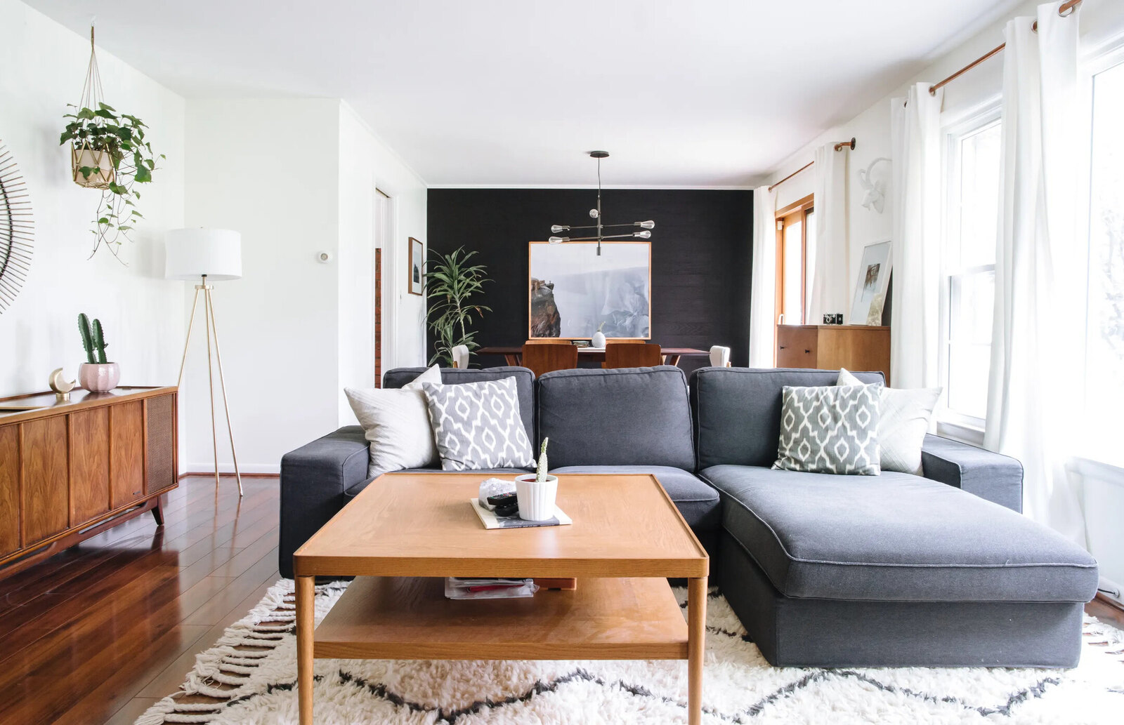 Small Living Room Layout Mistakes To Avoid: What To Do Instead | Storables