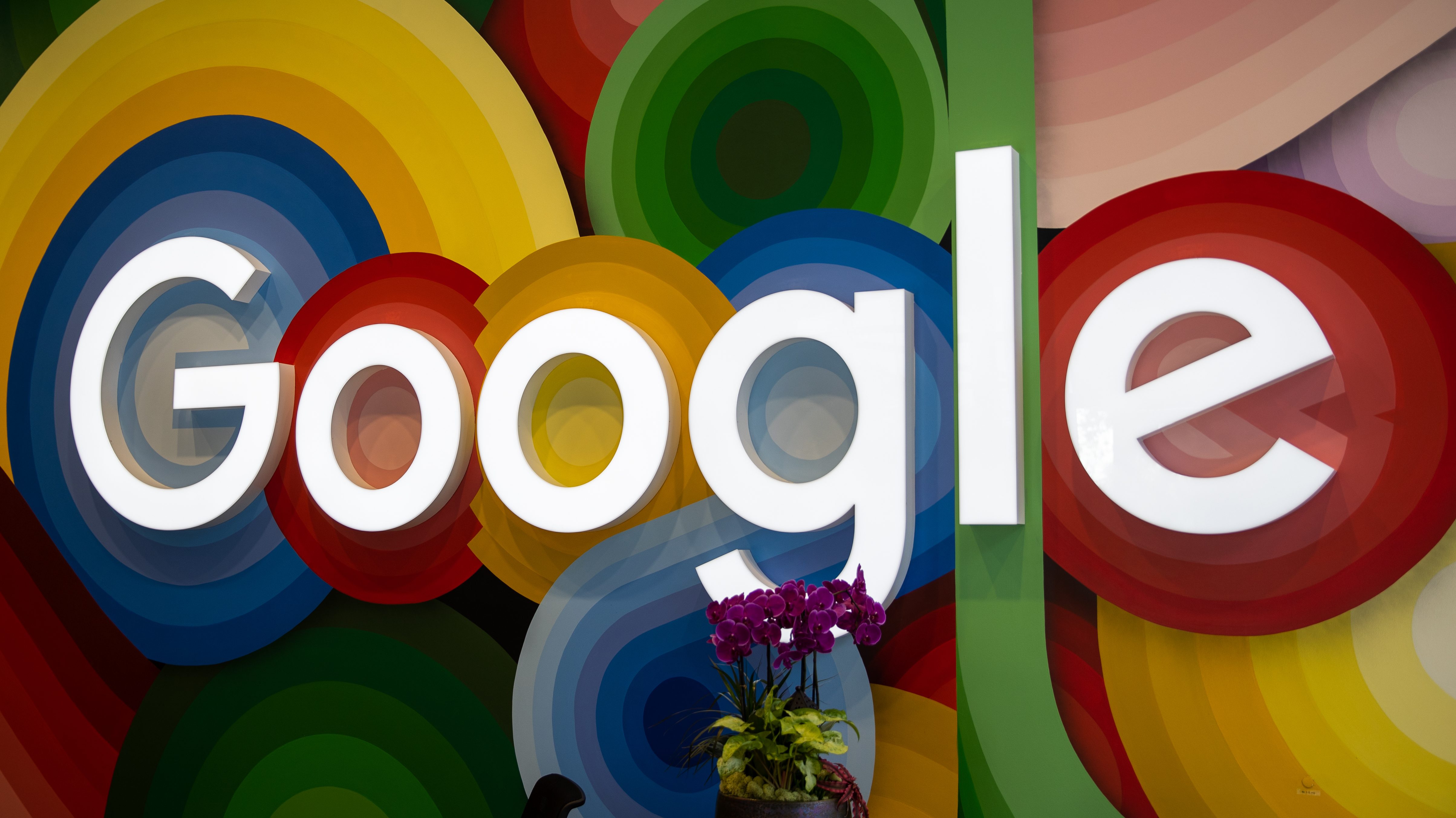 Google announces improved contextual translation features | TechCrunch