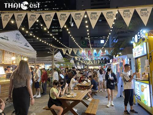 Jodd Fairs Night Market In Bangkok [Review]