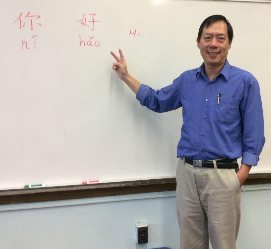 Woodbridge Middle School learns a new language with a new Chinese teacher – The Warrior Messenger