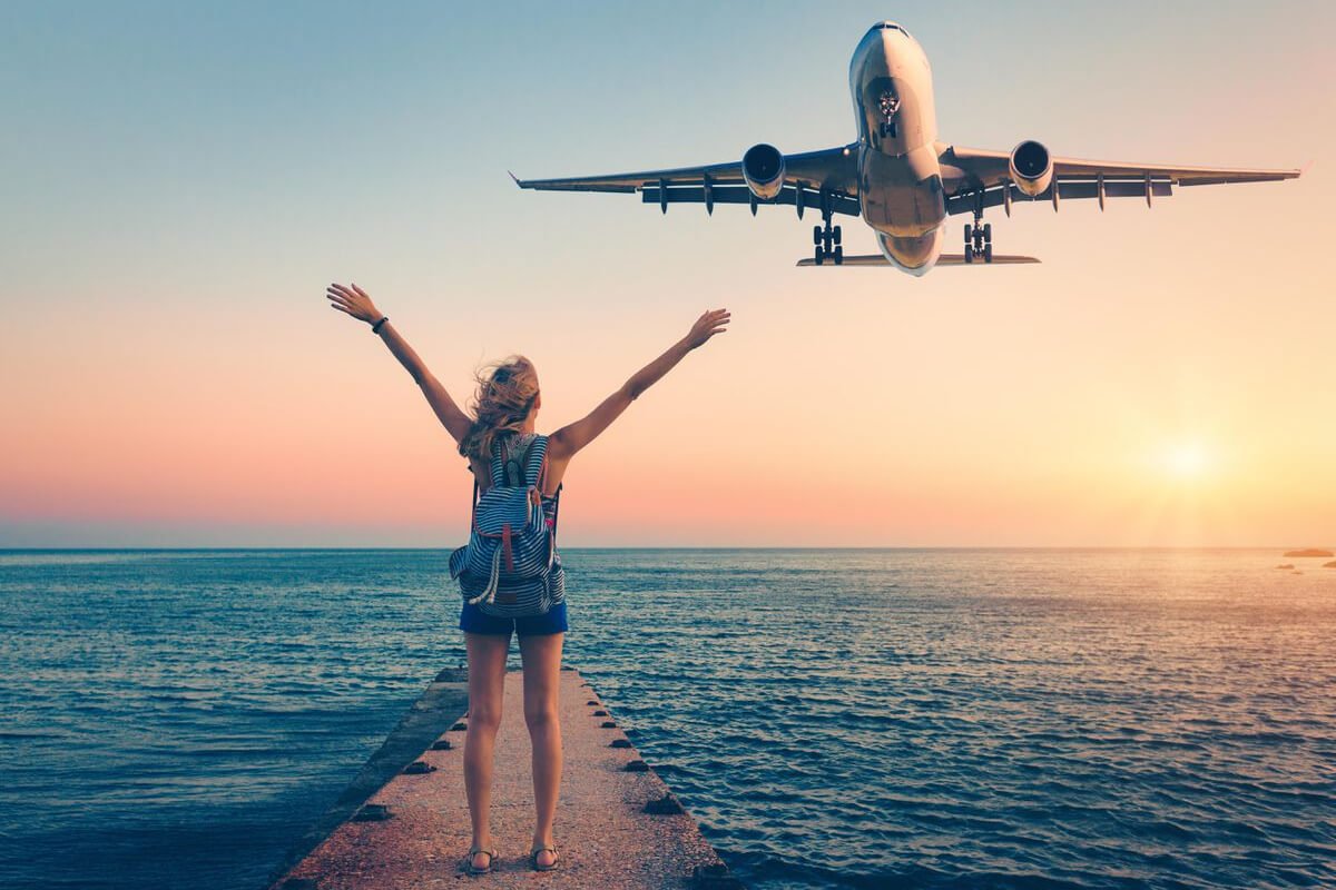 5 Ways To Travel The World - TlwaStoria