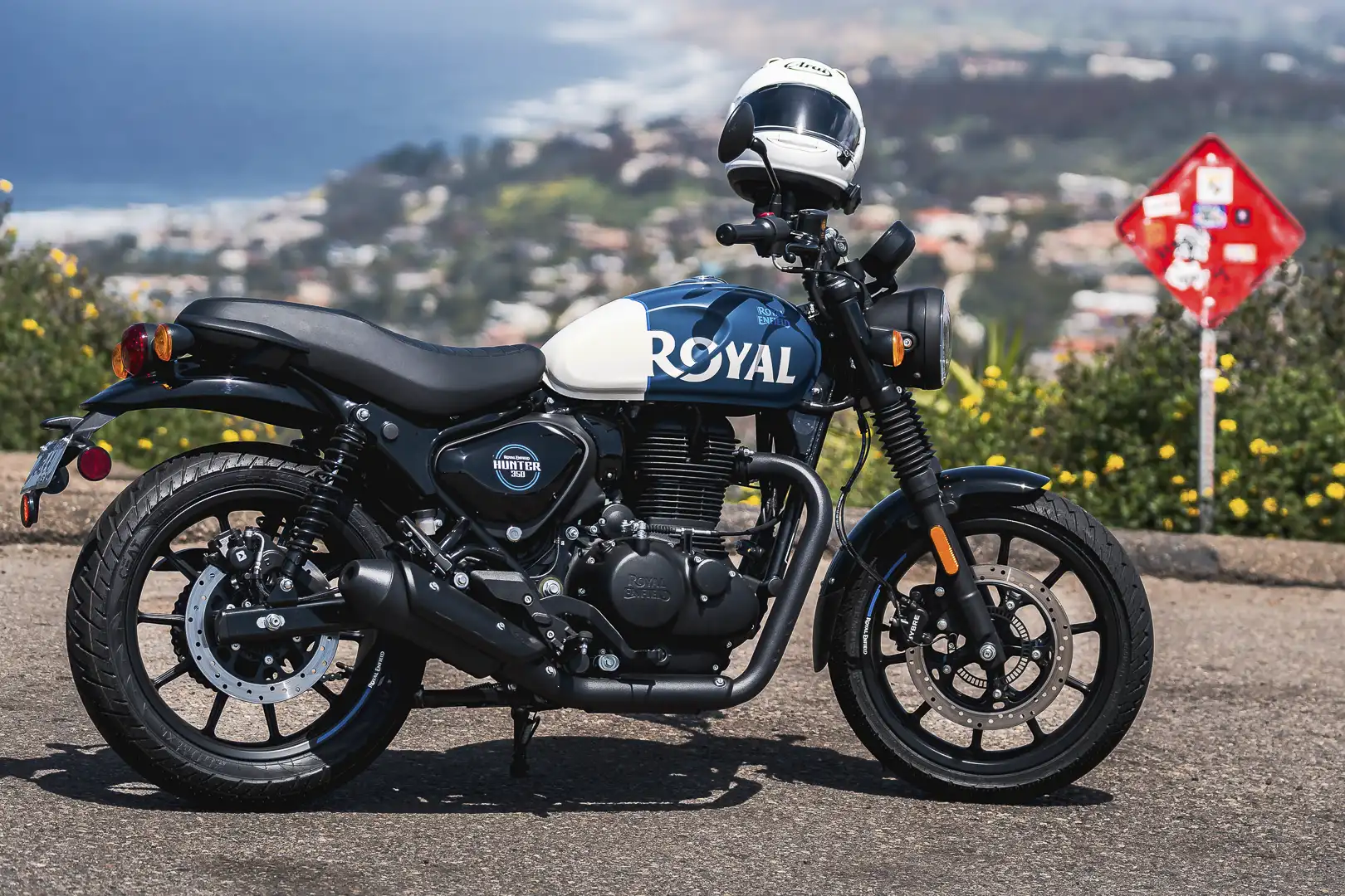 2023 Royal Enfield Hunter 350 First Look (11 Fast Facts)