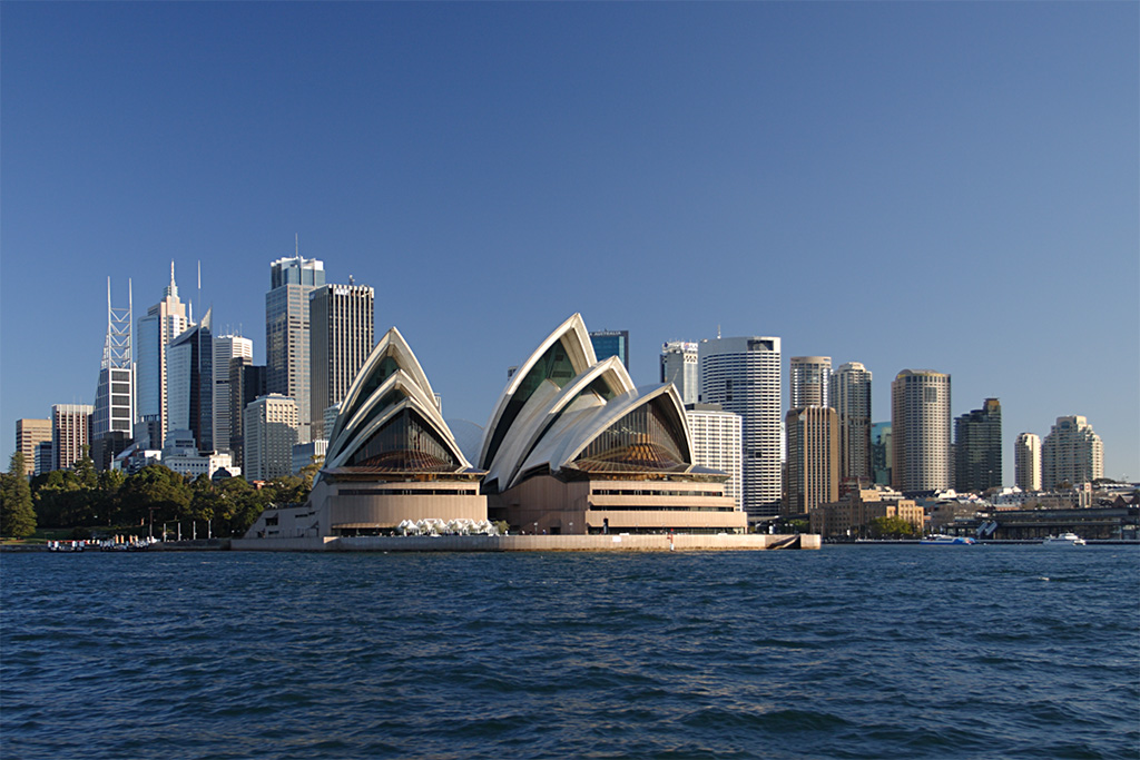 File:Sydney Opera House And Skyline.jpg - Wikimedia Commons