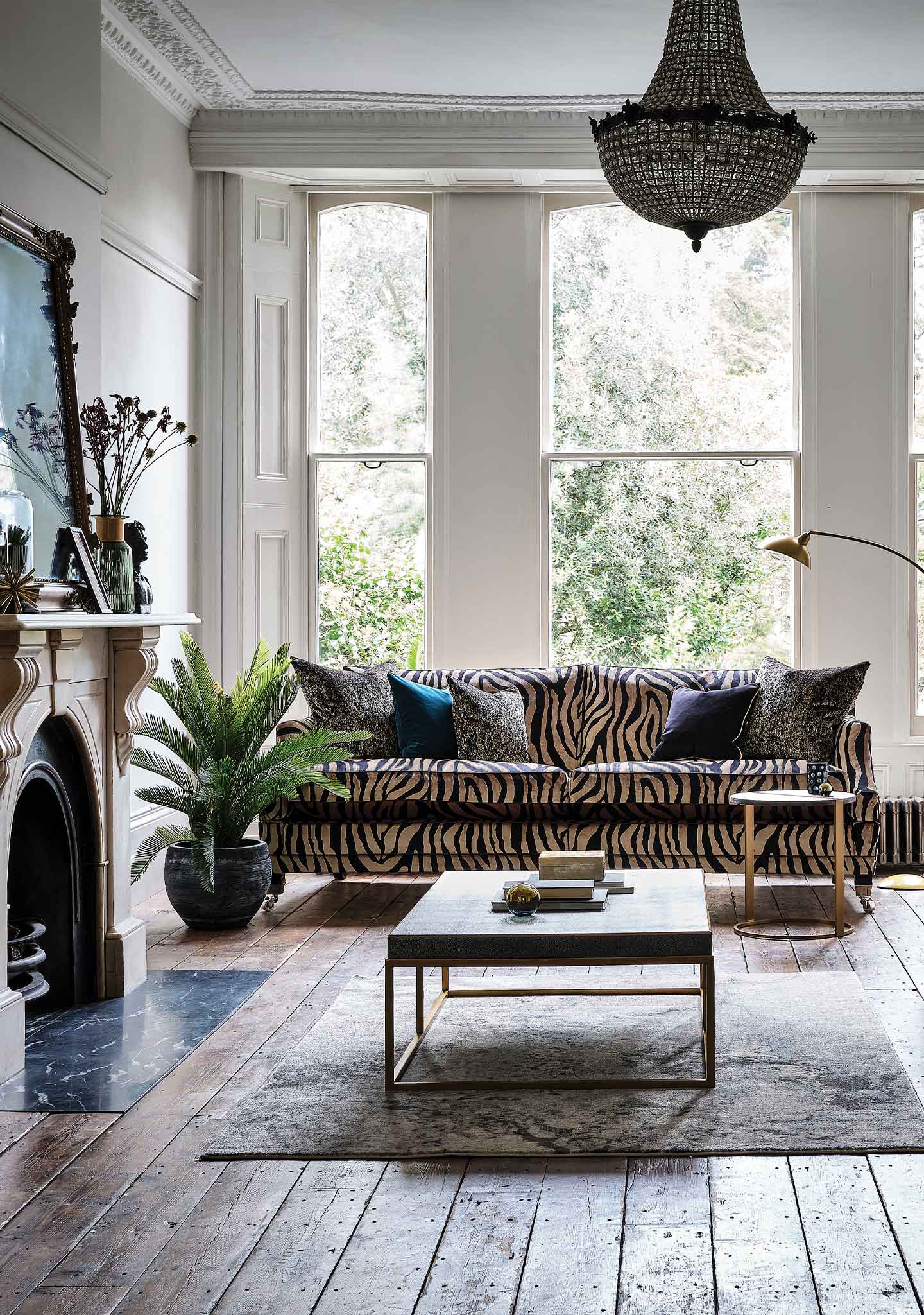 7 Tips for Mixing Modern and Antique Furniture | Domo Collections