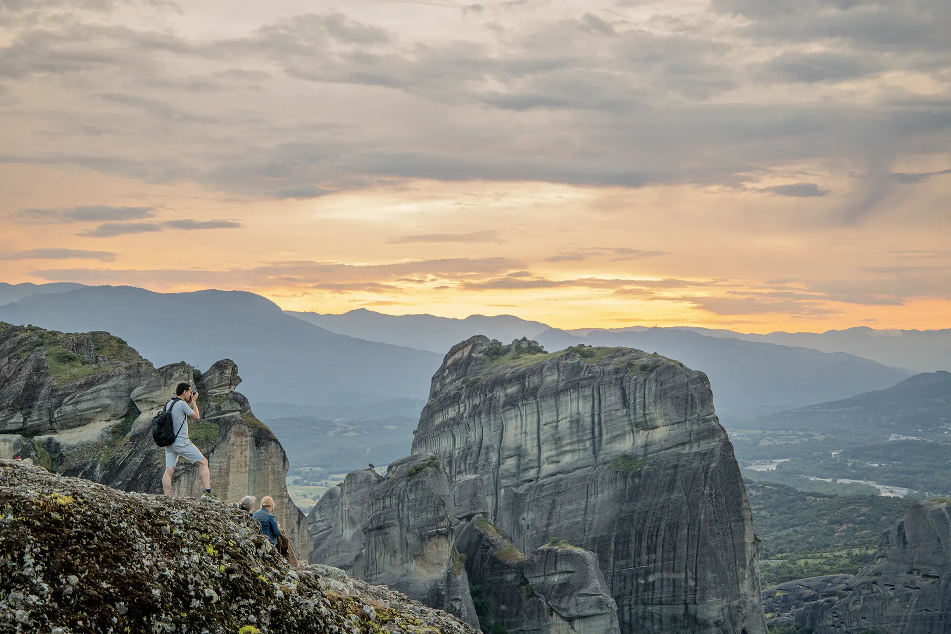 Meteora Sunset Photography Tips: Capturing The Magic - Visit Meteora