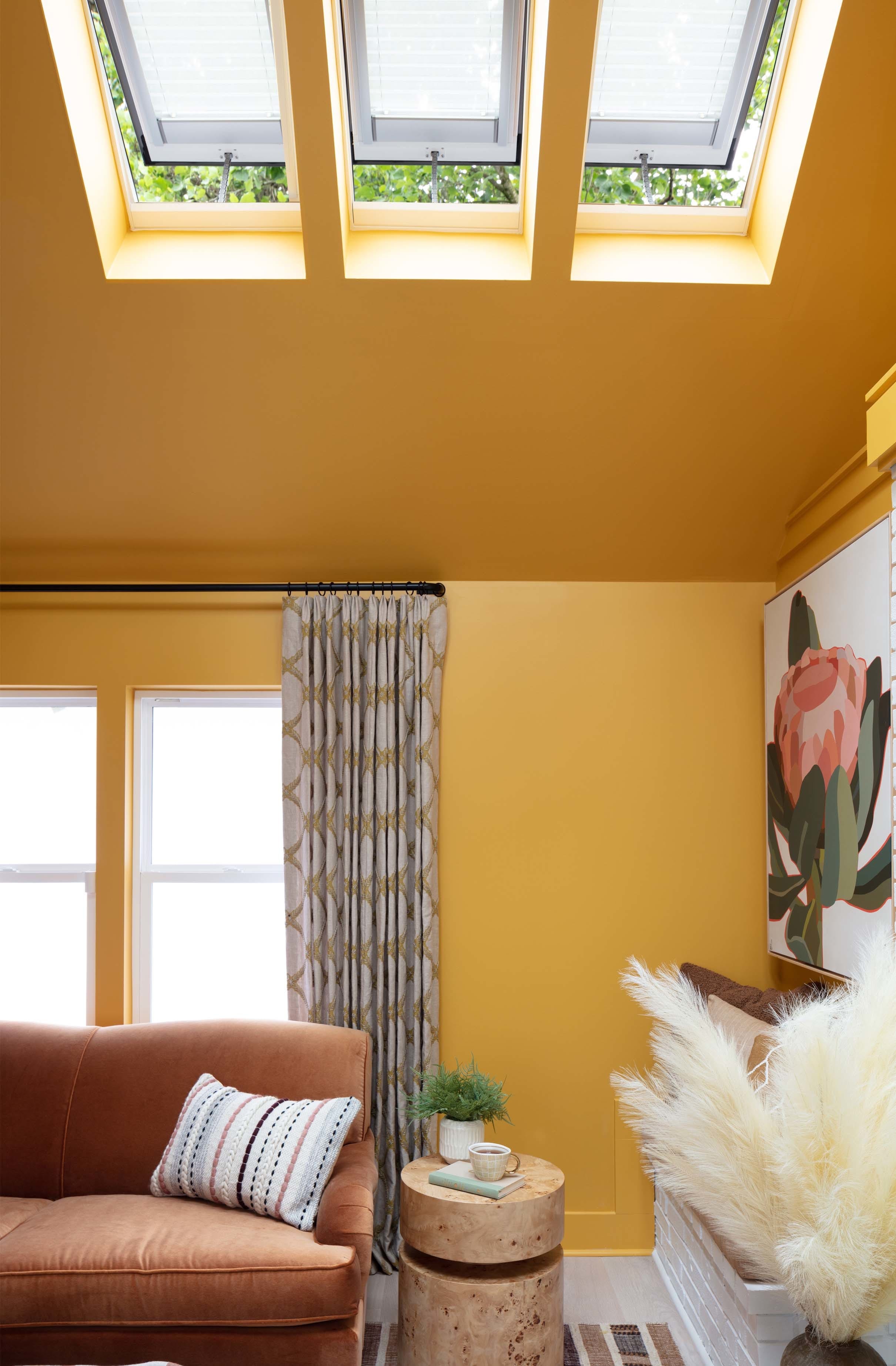 5 Design Ideas from the HGTV Urban Oasis® 2021 Living Room