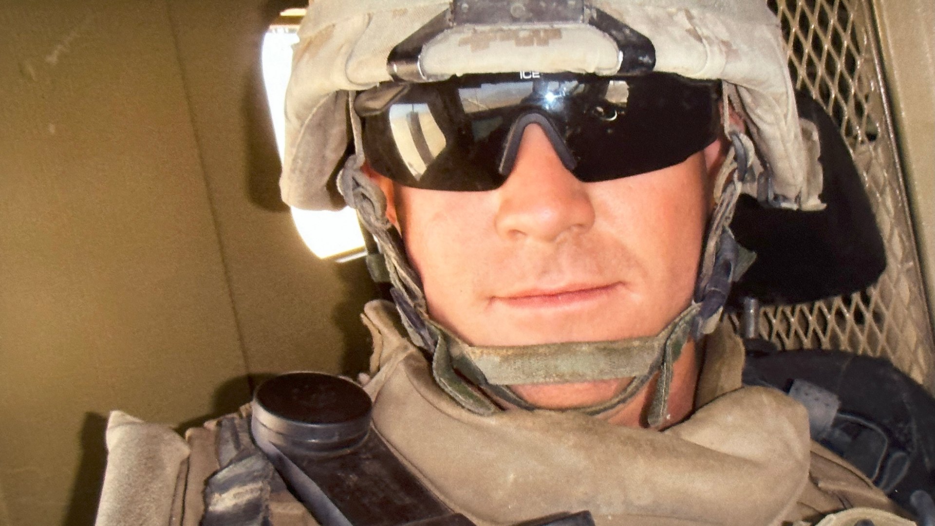 Voices Of Honor: Derrick Huff, Losing Selfishness In The U.S. Marine Corps - WNKY News 40 Television