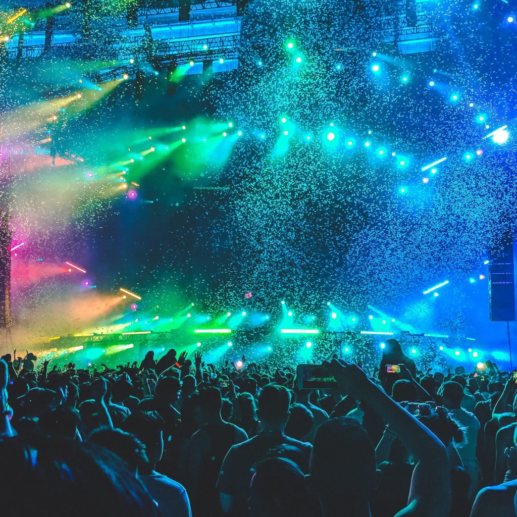 What Is EDM Music? An Introduction To Electronic Dance Music - AC3FILTER