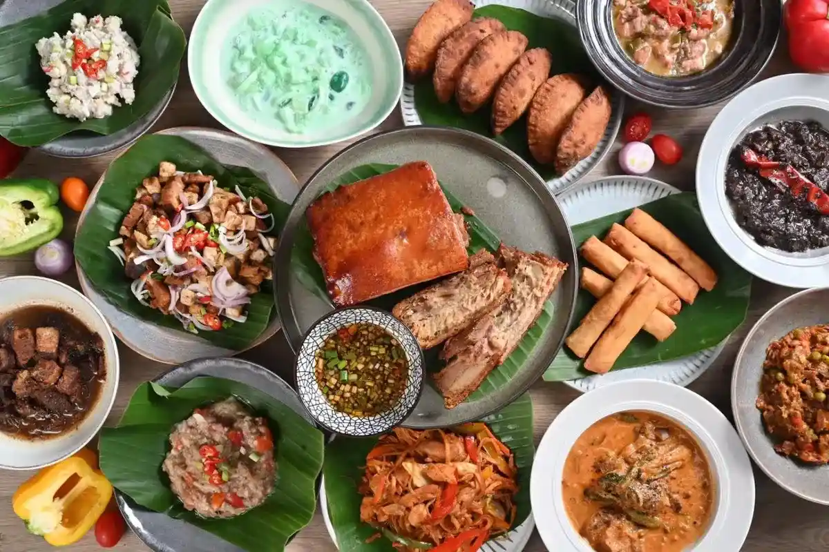 A Guide to the Top 10 Must-Try Filipino Dishes: A Taste of the Philippines - Atonibai