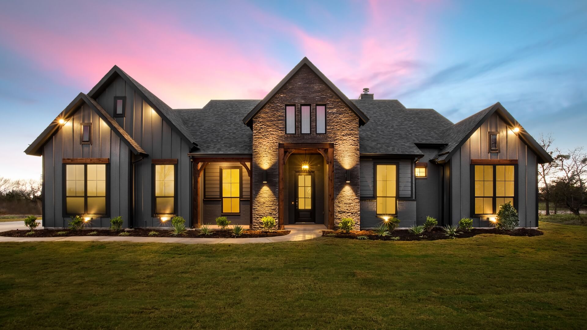 5 Design Elements That Will Revamp Your Home&#39;s Exterior Design - BUILD Magazine