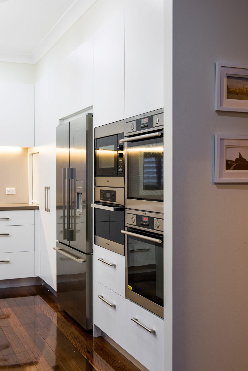 Spacious Kitchen Design - Completehome