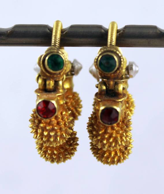 Rajasthan Gold Men&#39;s Earrings, India - Ethnicadornment