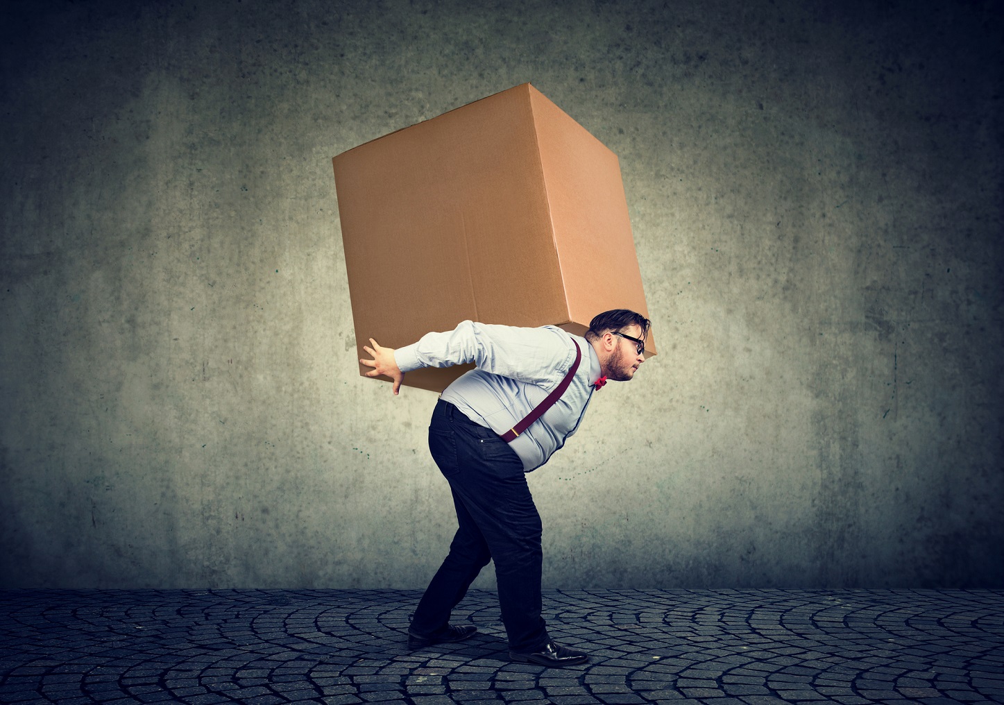 How To Ship Something Heavy For Cheap? | FlagShip Courier