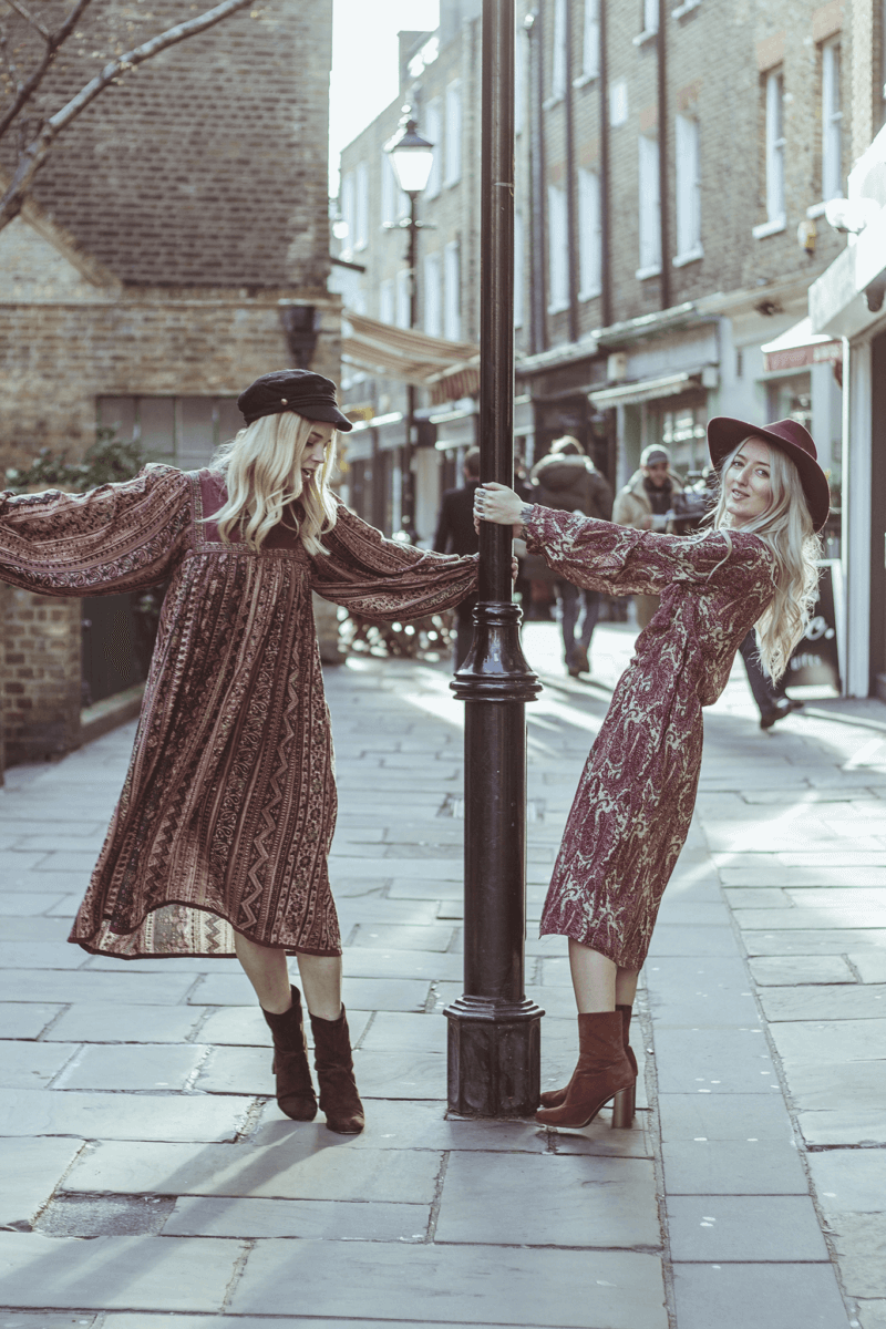 Check Out The 10 Best Vintage Stores Online! Happy Shopping!