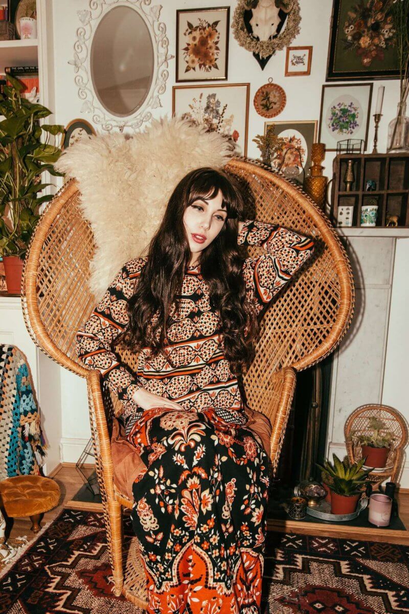 Check Out The 10 Best Vintage Stores Online! Happy Shopping!