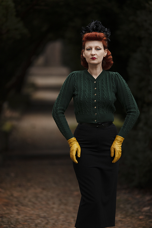 It&#39;s Beyond My Control| Vintage Fashion Blog