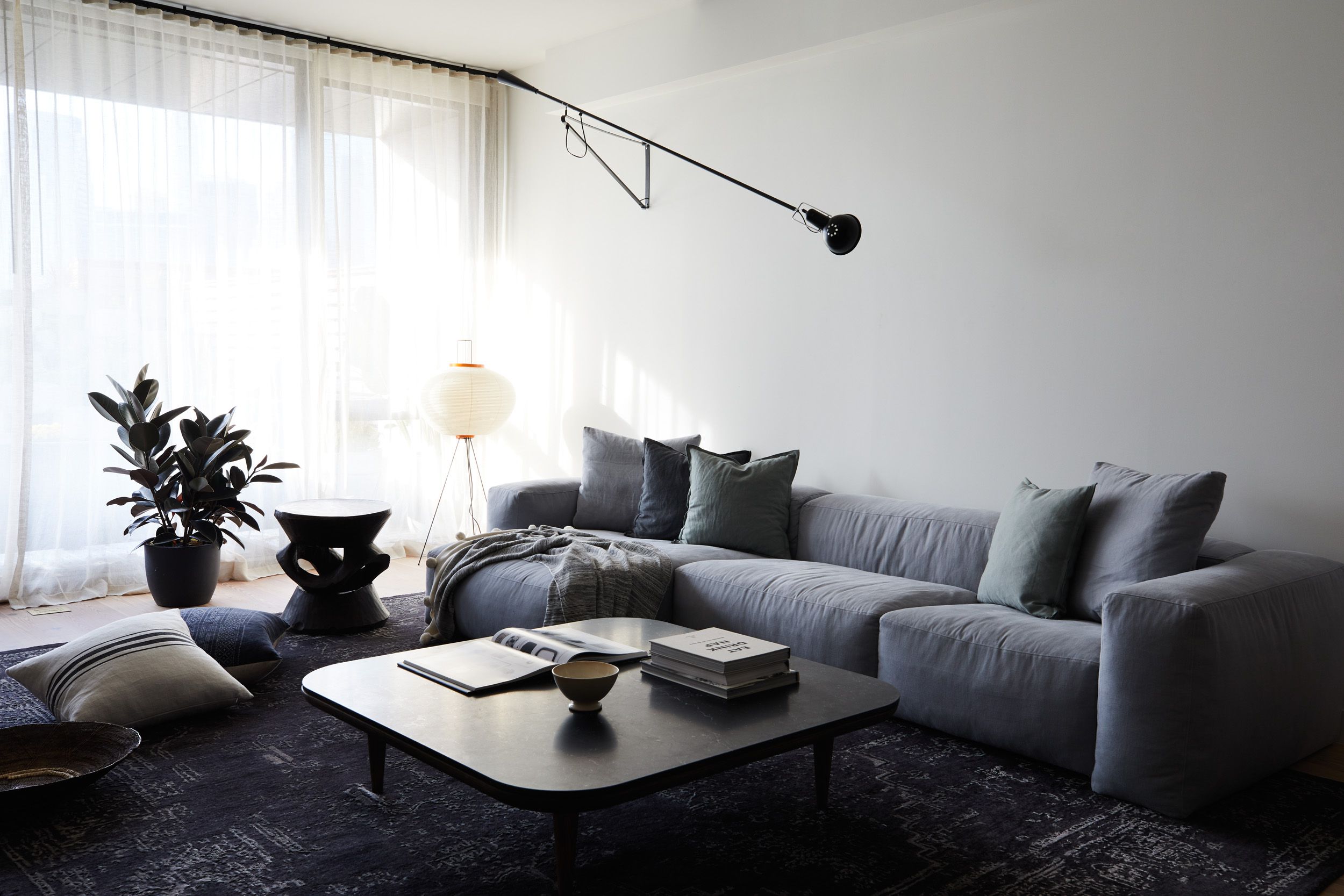 Minimalist Interior Design Living Room Minimalist Interior Design Living Room – Storiestrending ...