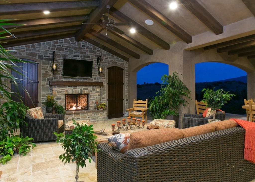 Our 20 Favorite Ideas For Outdoor Living Spaces