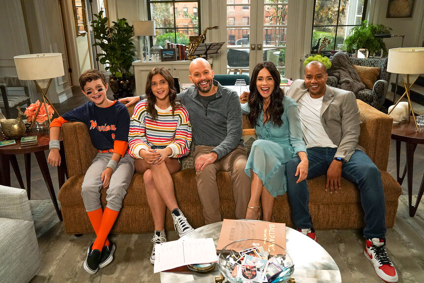 Where to Watch Extended Family