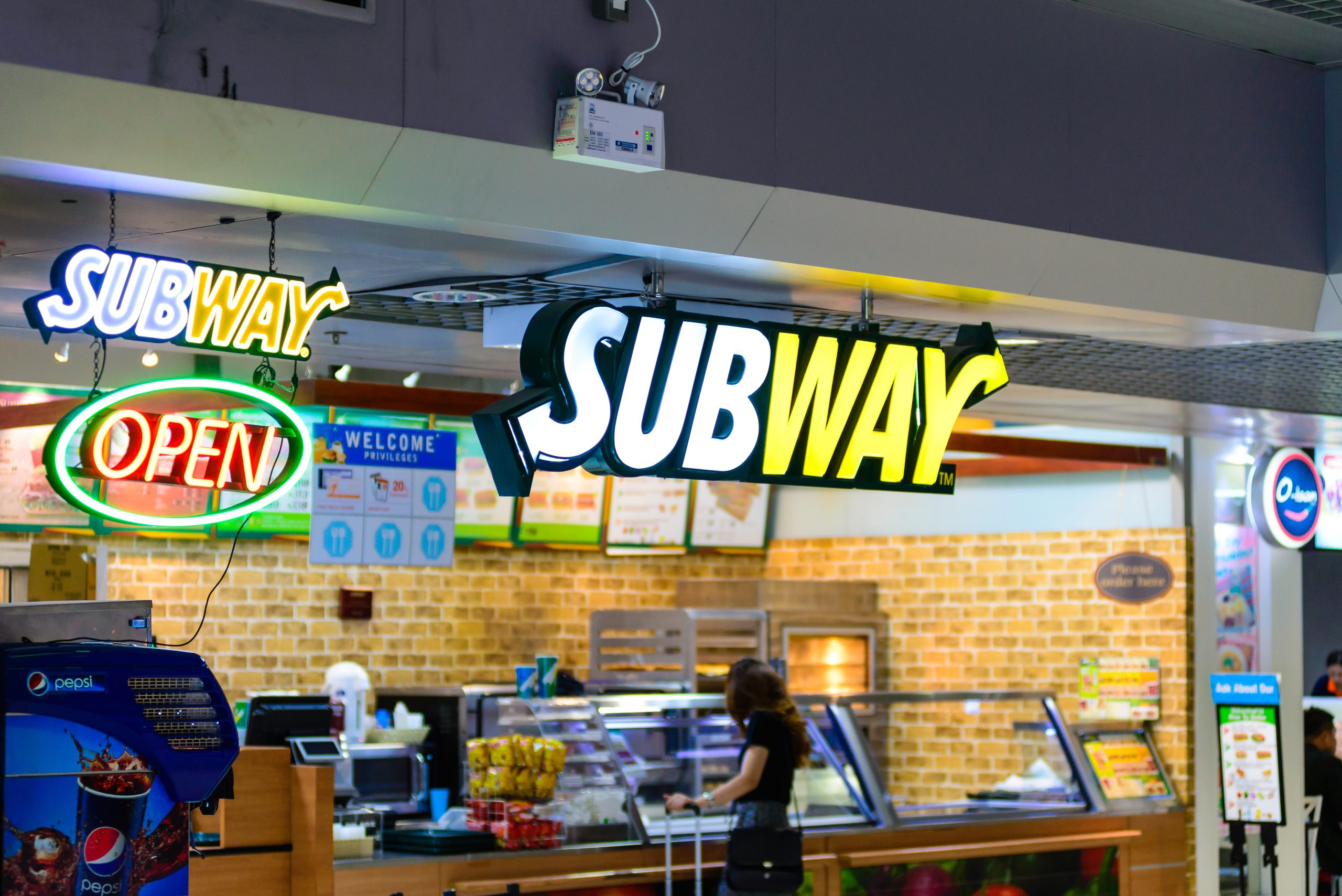 Subway Celebrates 15 New Master Franchise Agreements