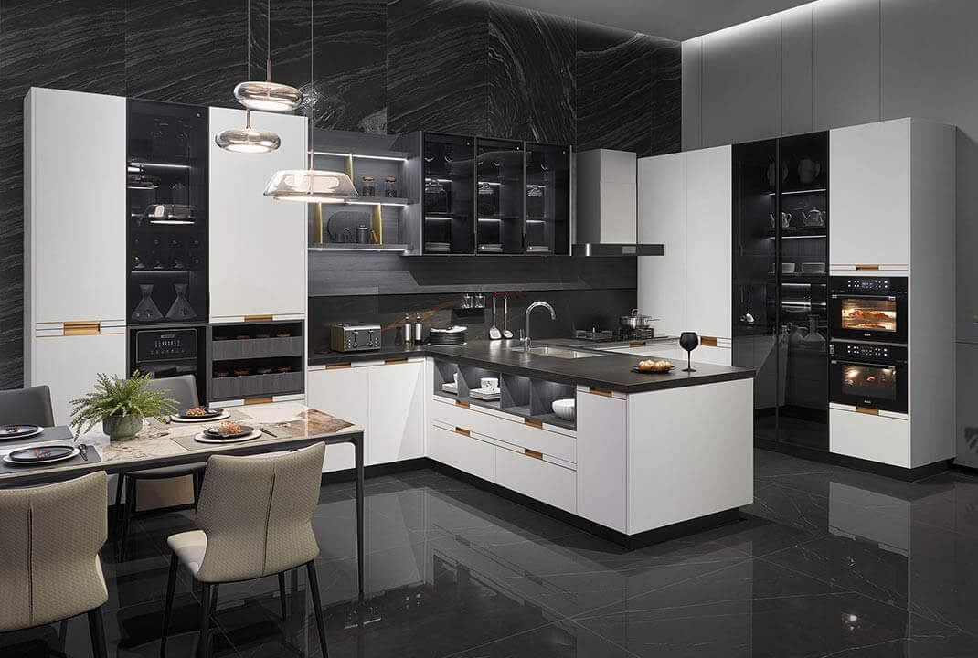 Luxury Kitchen Designs Elegant Elegance Meets Functionality: A High
