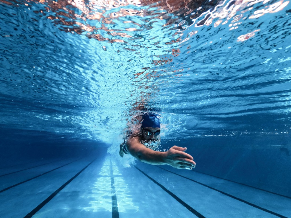 5 Swimming Exercises To Help SI Joint Pain| PainTEQ| LinQ Procedure For SI Joint Dysfunction