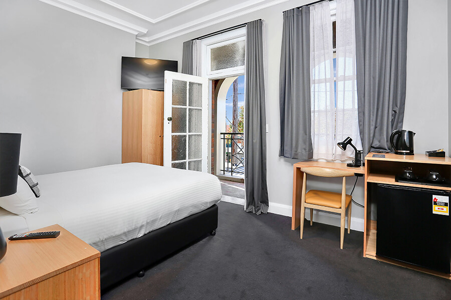 Accommodation - Penshurst Hotel