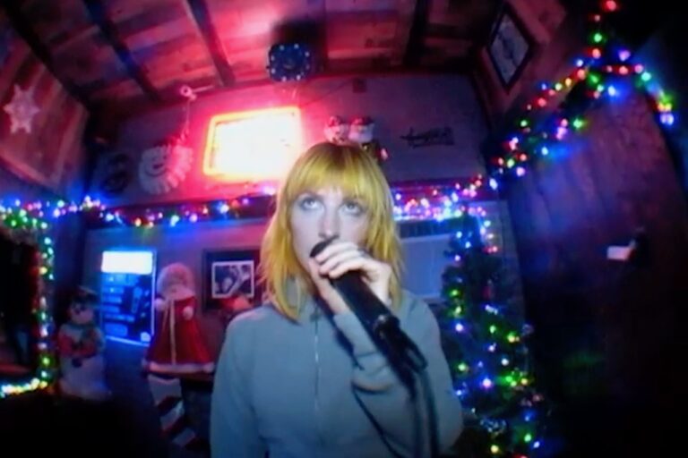 Hayley Williams Publie Un Nouveau Clip - Rolling Stone