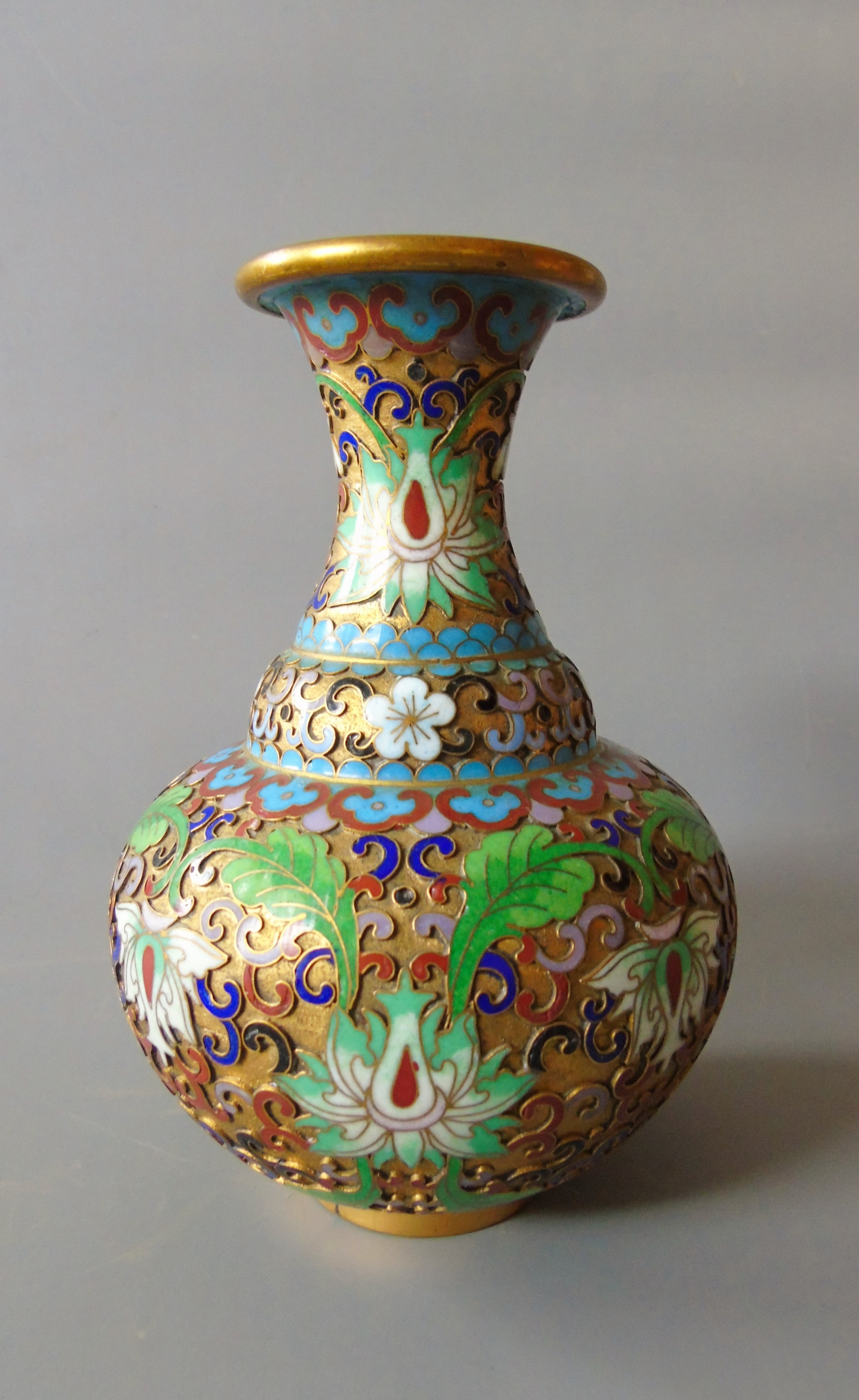 Antique Chinese Cloisonne Vase | 640892 | Sellingantiques.co.uk